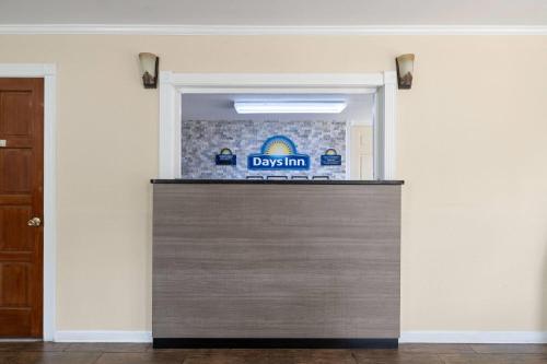 Days Inn by Wyndham Canton in Canton, USA