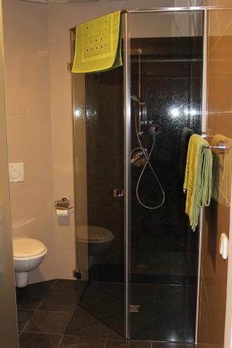 Deluxe Double Room with Shower