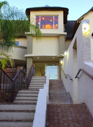 Entrance, Waterfall Guesthouse in Rustenburg
