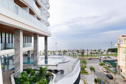 Swimming pool, VICTORY HOTEL VUNG TAU near Imperial Plaza