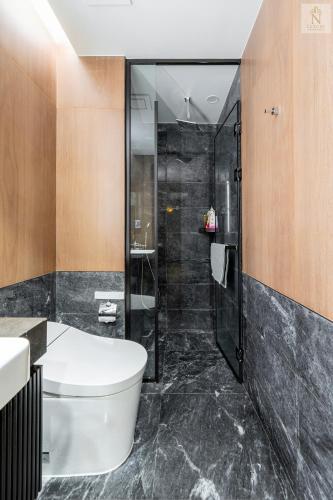 Lumiere Garden Hideaway - image 4