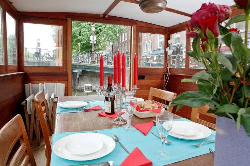 Luxury large Houseboat AZARA - image 3