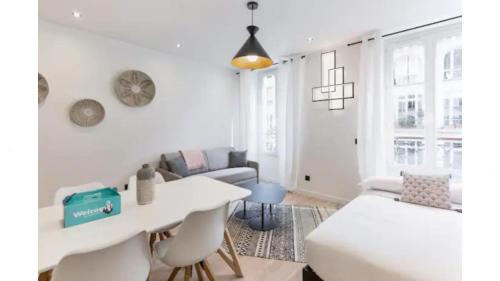 Amazing & brand new Parisian flat for 6p - image 3