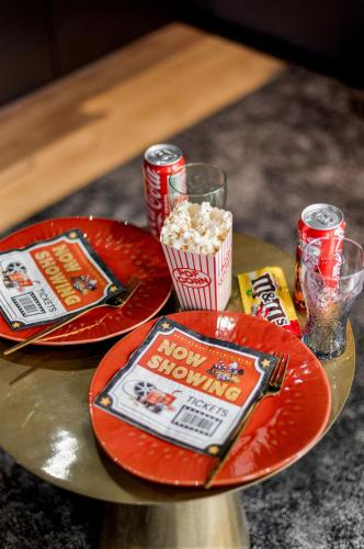 Ēdiens un dzērieni, CinemaRoom Auterive Suite cinéma privée Love Room Netflix proche Toulouse (CinemaRoom Auterive Suite cinema privee Love Room Netflix proche Toulouse) in Auterive (Midi-Pyrenees)