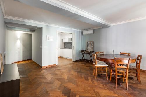 Petroni 38 by Bologna District
