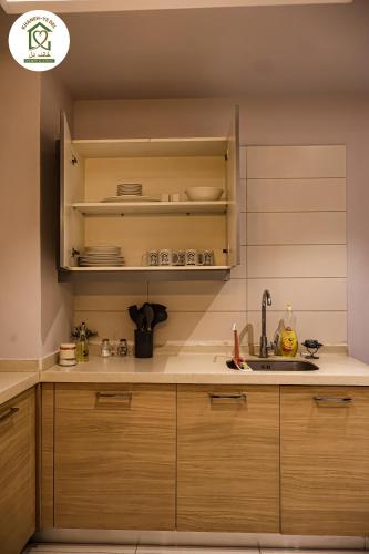 Aurea by Khaneh-ye-Del Stylish 1BHK at Bahria Heights 1 with Gym - image 3