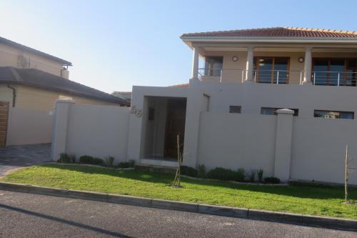 Waves Echo, Bloubergstrand (foto 5)