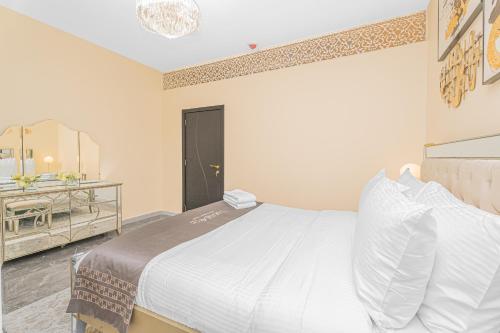Escape 24 Spacious 1BR in Al Khail Heights in Al Quoz