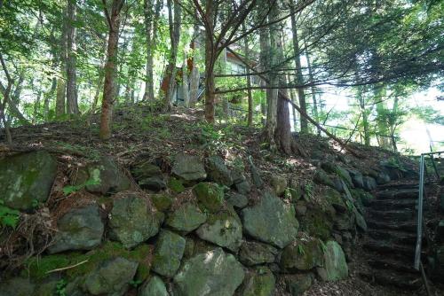 Hilltop Villa Karuizawa - Peaceful Hilltop Forest Retreat with Mountain View