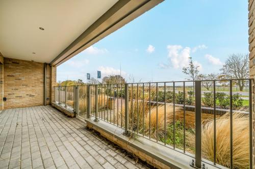 Bejárat, Peaceful and stylish apartment near Cambridge with parking in Fen Ditton