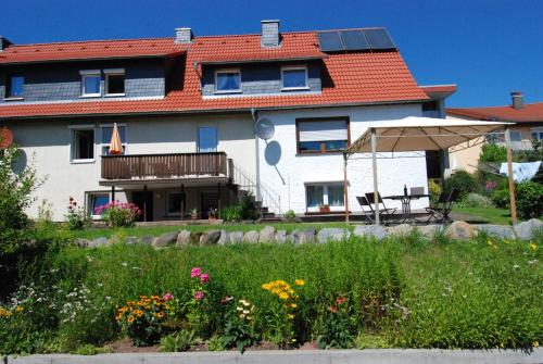 Ferienwohnung Gartenstrasse - Apartment - Gersfeld