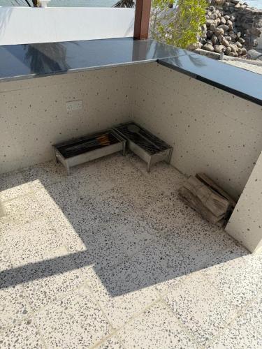 the beach house in Al Marfa'