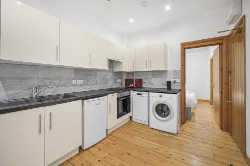 Kitchen, Studio 169 near The Ship of Adventures