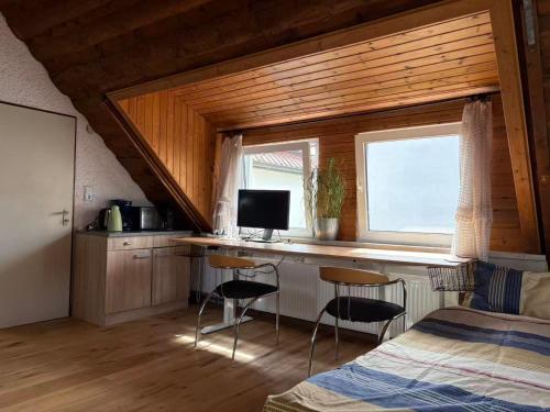 Martin's Apartment at Kirchheim near train station in Kirchheim unter Teck