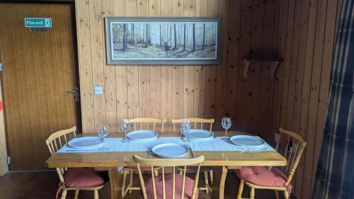 Bracken Lodge in Inverinan Beag
