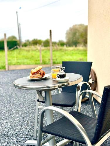 مدخل, Le Chant des Oiseaux-Campagne-SPA-Parking in Abbeville