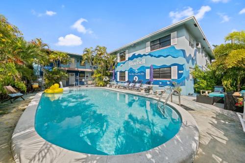 Blue Bell Apartment Hotel in Fort Lauderdale, USA