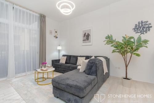 Cozy 1BR in JVC 20 Min to Downtown DXB Pool View - image 11