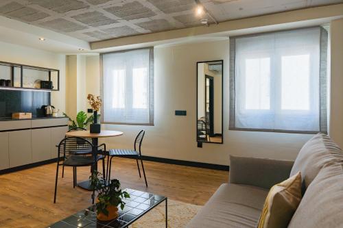 BUBU Apartments By Exclusive Homes Room Type - One-Bedroom Standard Apartment