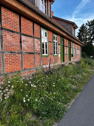 外部景觀, Entschleunigen im Fachwerkhaus am Wald in 菲蘭克