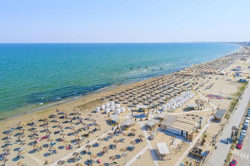 Signature Promenada Beach - Mamaia Nord - Hôtel - Mamaia Nord – Năvodari