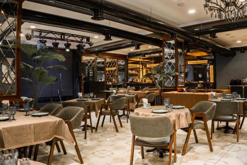 Restoran, ALIS HOTEL in Bakü