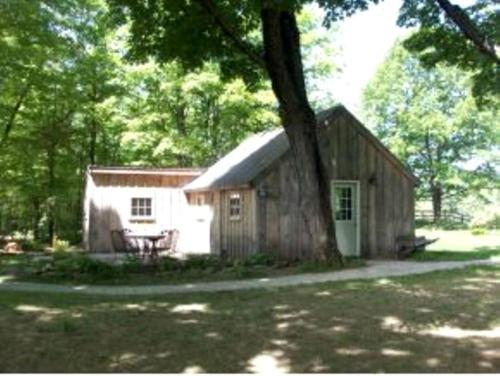 Two-Person Retreat on Horse Farm in Lee, New Hampshire in Lee (NH)