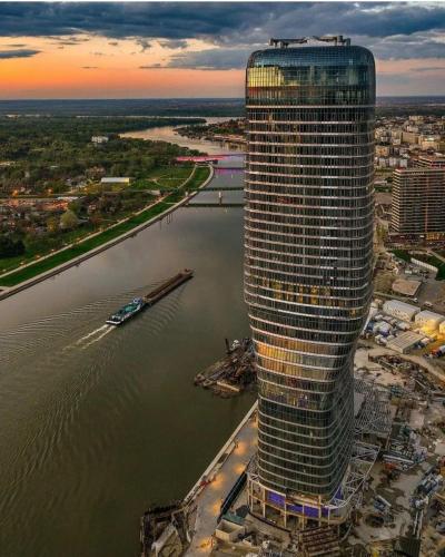 ベオグラード Belgrade Waterfront - River Residences 5つ星 ゲストハウス プール