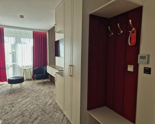 Dworek Nad Stawem & Łaźnia Piwna (Dworek Nad Stawem & Laznia Piwna) in 奧斯特魯夫馬佐維卡