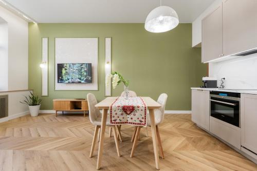 K73UrbanNest - Wroclaw