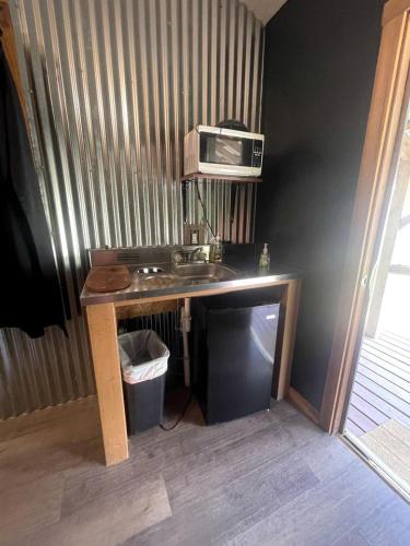 Relaxing Group Cabin with Fire Ring in Indiana in 納什維爾 (IN)