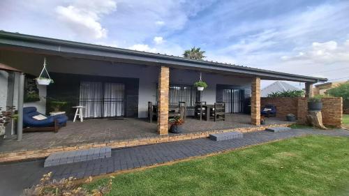 Facilities, Villa Marais Guest House in Brakpan