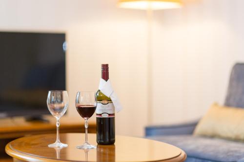 Superior Suite image 5