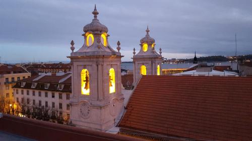 A Terrace on a Topfloor with a View 5