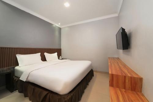 Barelang Hotel Nagoya Batam Room Type - Standard King Room