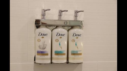 Standard King Room with Roll-in Shower - Mobility Accessible