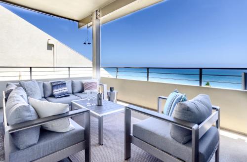 OCEAN PARADISE SANTA MONICA ADJACENT 2 Bedroom – khách sạn tại Malibu