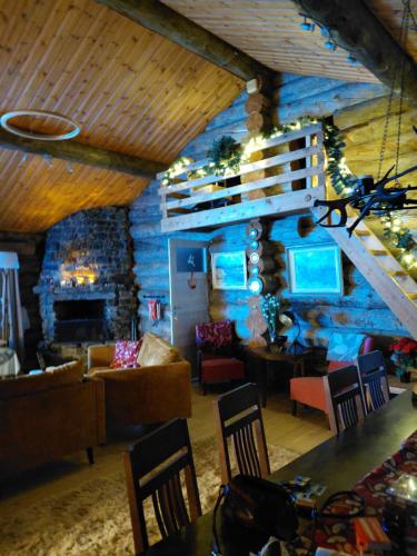 A room (or 2 or 3) in a Lapland House of Dreams 4