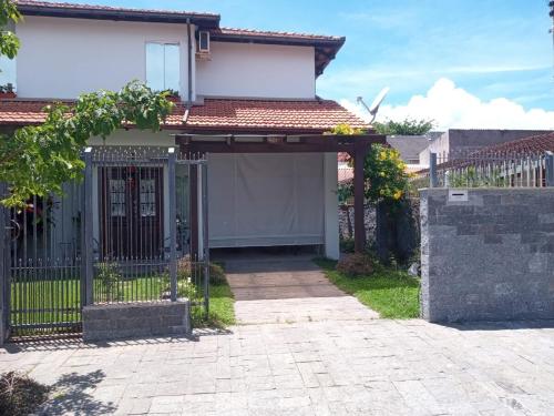 Casa dos Ipes – khách sạn tại Canasvieiras