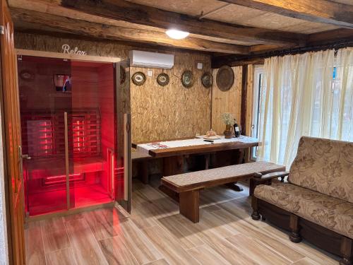 Hiža Bake Veronike (Hiza Bake Veronike) in 哈爾斯新納