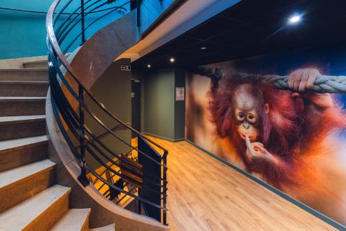 Hopper in บูร์ก-ออง-เบรส