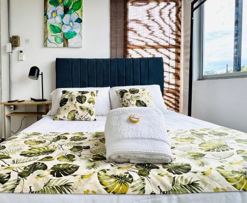 1 queen bed