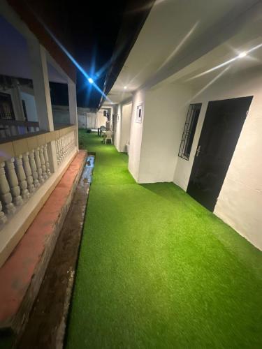 Luxury Villa AC Ensuite Room 8 in Limbe