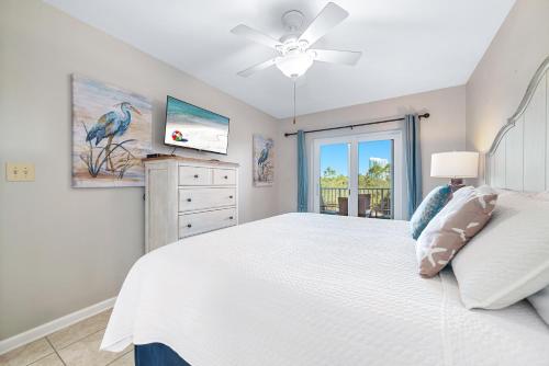 Grande Caribbean 116 in Zona costeira/praia