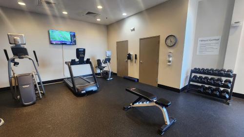 Holiday Inn Express Fredericksburg - Southpoint by IHG in Fredericksburg, USA