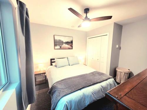 Cozy 2BR SPA Retreat in Shawnigan Lake (BC)