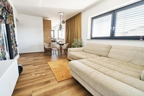 Alpine View Premium in Komenda