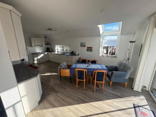 110qm Wohnung an Ostfrieslands Küste -barrierefrei (110qm Wohnung an Ostfrieslands Kuste -barrierefrei) in Neuschoo