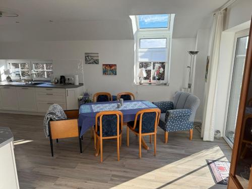 110qm Wohnung an Ostfrieslands Küste -barrierefrei (110qm Wohnung an Ostfrieslands Kuste -barrierefrei) in Neuschoo