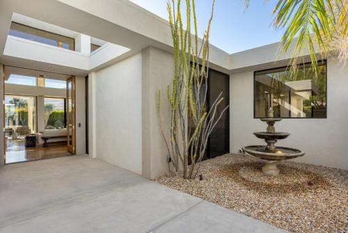 Contemporary Dreams - image 10